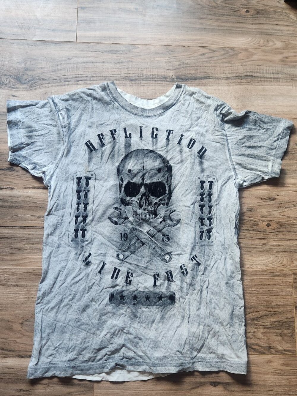 Affliction shirt